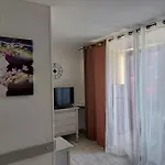 T2 Alhambra Avec Piscine A 800 M Richelieu Et 300m Ile Des Loisirs * アグド