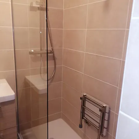 아파트 T2 Alhambra Avec Piscine A 800 M Richelieu Et 300m Ile Des Loisirs
