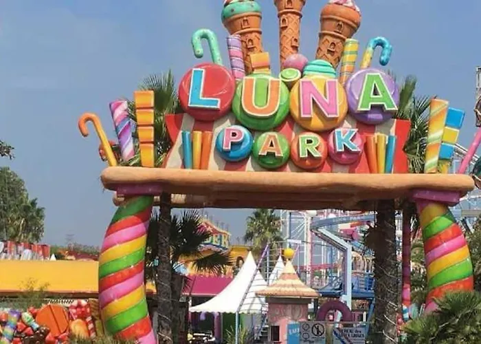 T2 Alhambra Avec Piscine A 800 M Richelieu Et 300m Ile Des Loisirs Apartamento